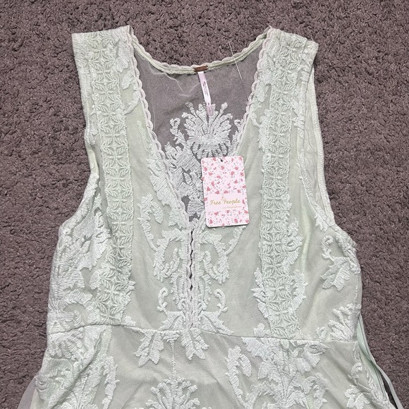Free People Dresses & Skirts - Free People Reign Over Me Sleeveless Lace Dress Mini Party Date Mint Green Sz 2